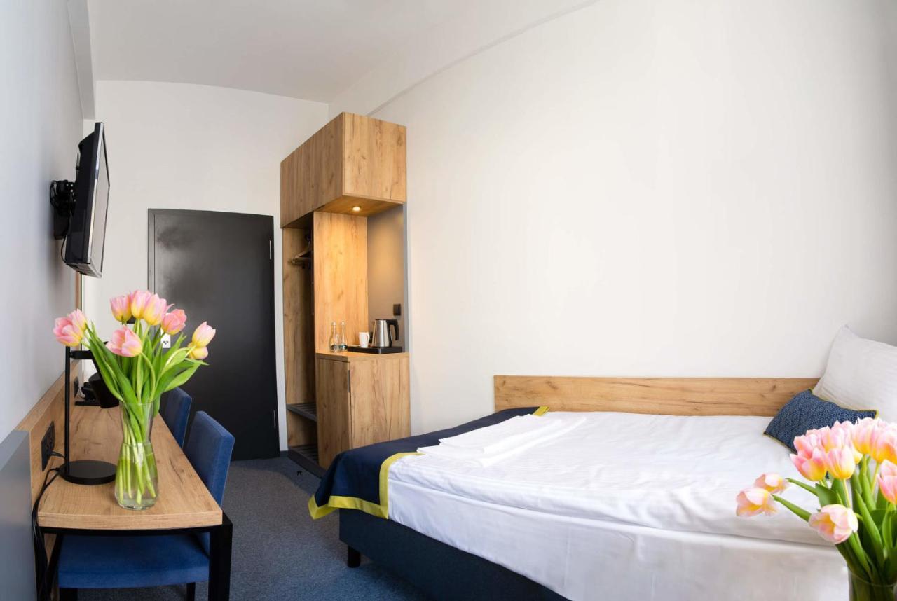 Hotel Mokotow ワルシャワ エクステリア 写真