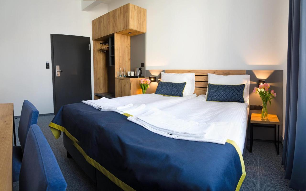 Hotel Mokotow ワルシャワ エクステリア 写真