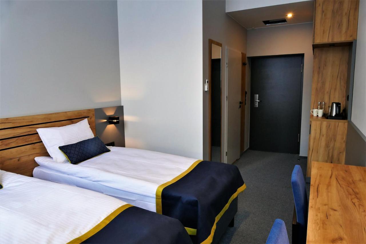 Hotel Mokotow ワルシャワ エクステリア 写真